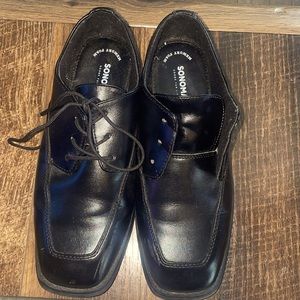 Boys dress shoes